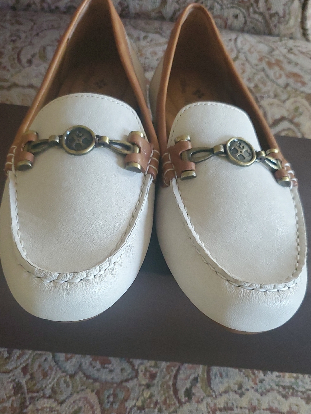 Patricia Nash Trevi Leather Loafers - Picture 7 of 15